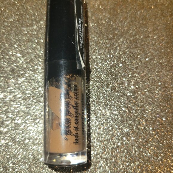 Kat Von D lock-it concealer creme - Picture 1 of 3